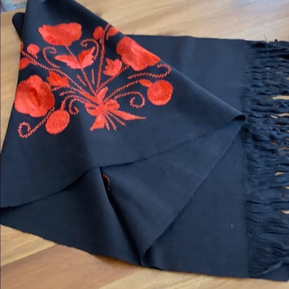 Vintage Black Floral Embroidered Table Runner